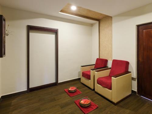 sterling lake palace alleppey