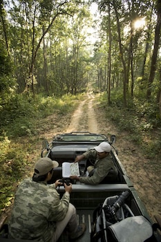 taj baghvan at pench national park