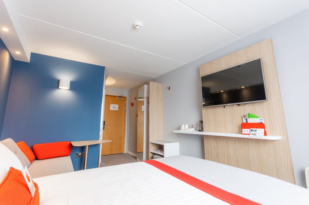 holiday inn express glasgow city center theatreland