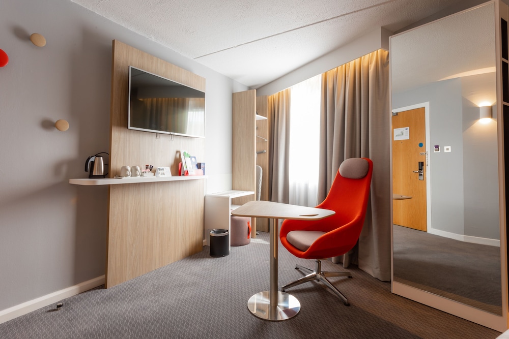 holiday inn express glasgow city center theatreland