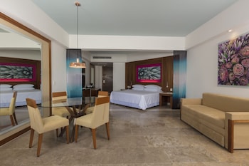 krystal grand los cabos hotel