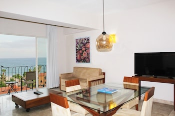 krystal grand los cabos hotel