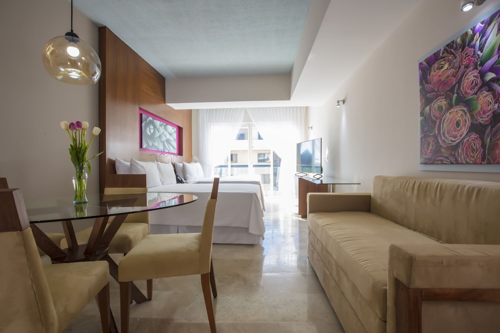 krystal grand los cabos hotel