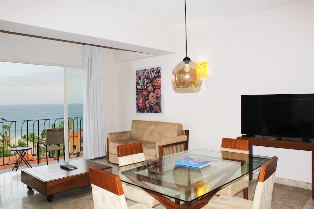 krystal grand los cabos hotel