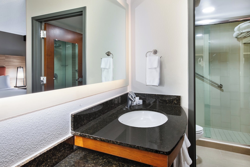 candlewood suites cincinnati northeast mason an ihg hotel