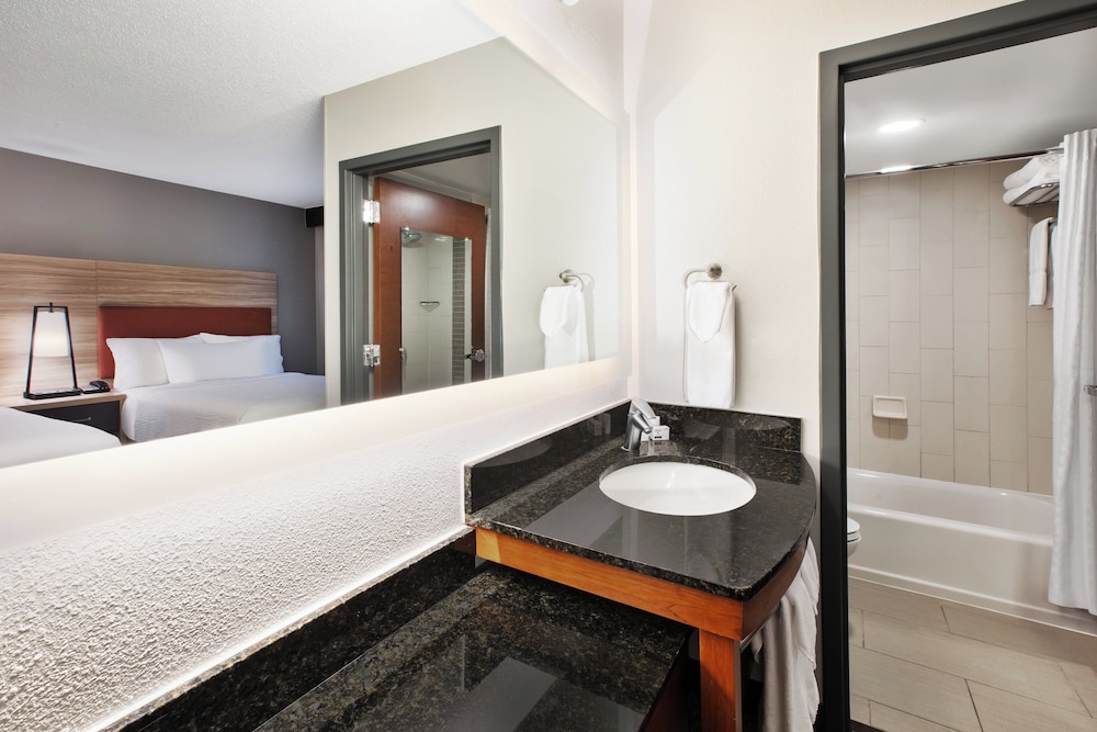 candlewood suites cincinnati northeast mason an ihg hotel