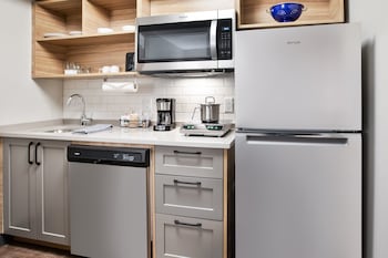 candlewood suites cincinnati northeast mason an ihg hotel