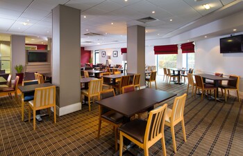holiday inn express droitwich m5 jct 5