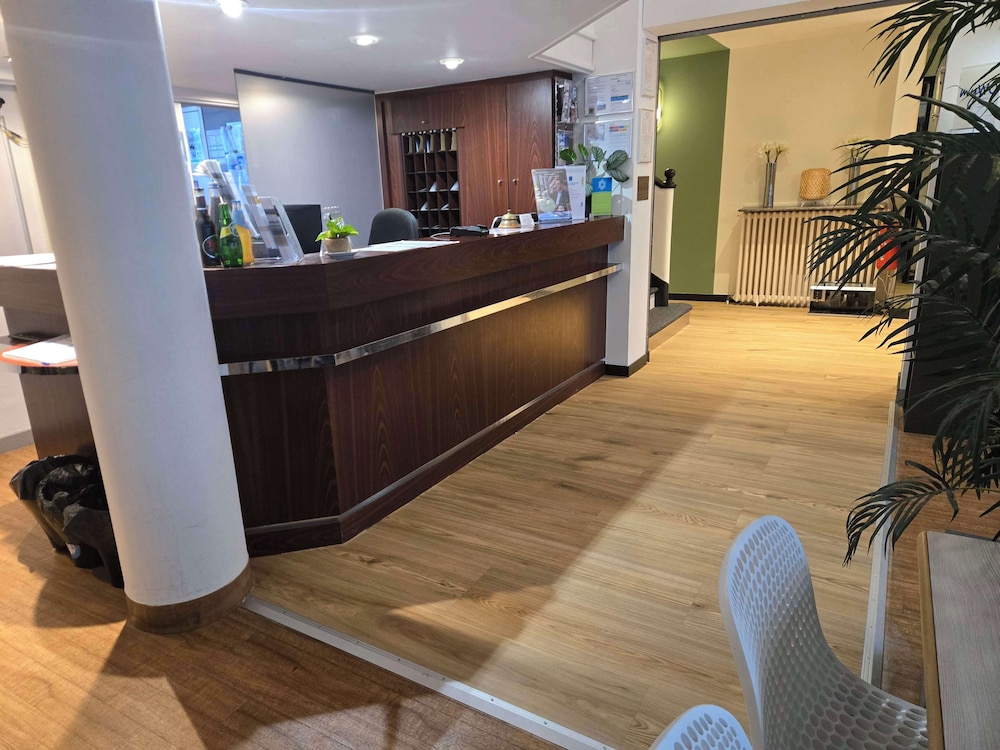 sure hotel by best western lorient centre