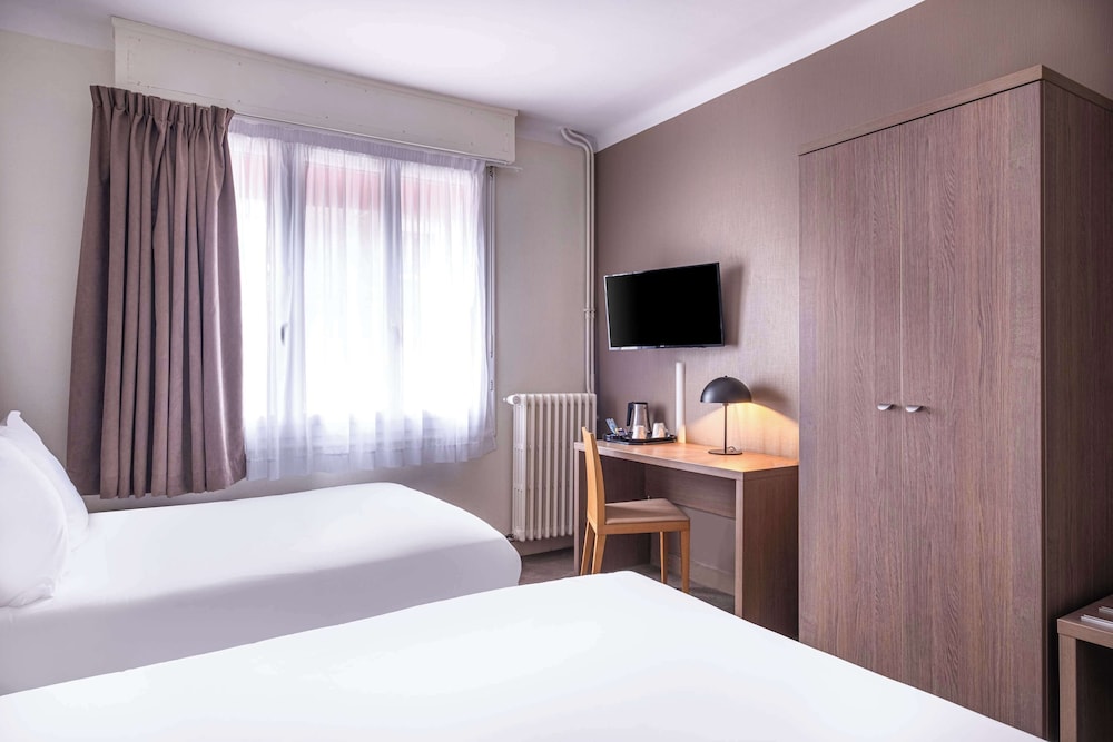 sure hotel by best western lorient centre