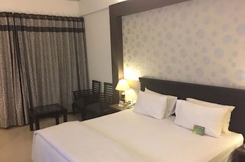 shiva oasis resort behror