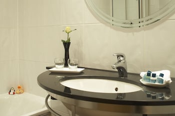 the bull hotel and conference centre