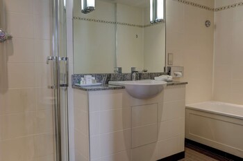 the bull hotel and conference centre