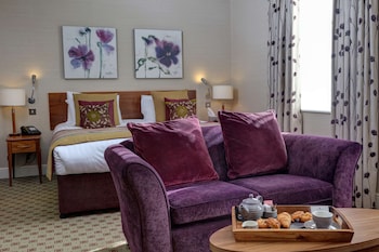 the bull hotel and conference centre