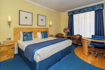 the bull hotel and conference centre