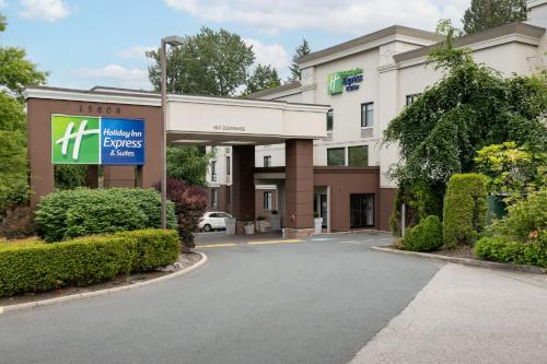 holiday inn express and suites surrey by ihg