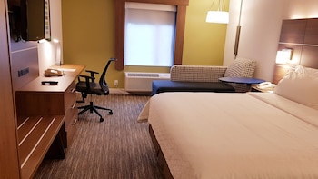 holiday inn express and suites surrey by ihg