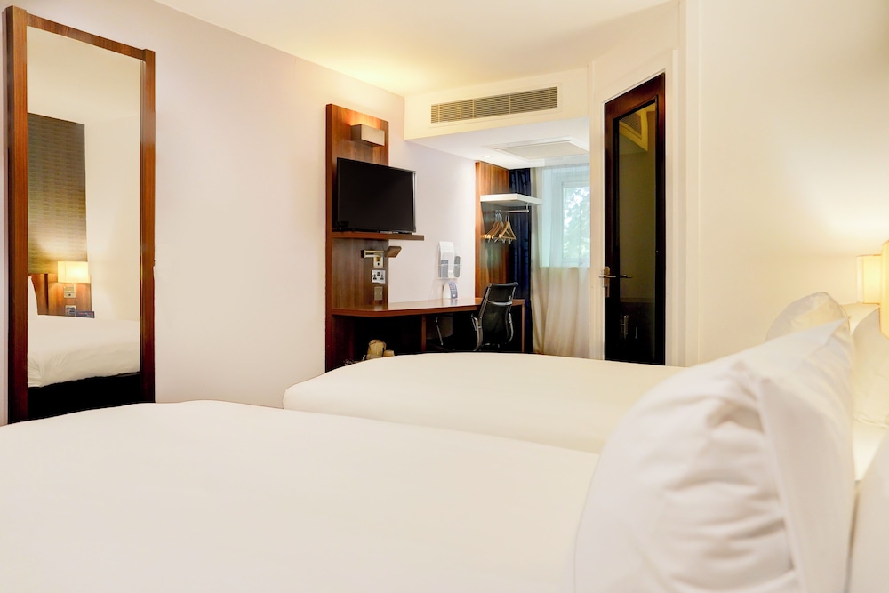 belvilla crewe city centre hotel lifestyle