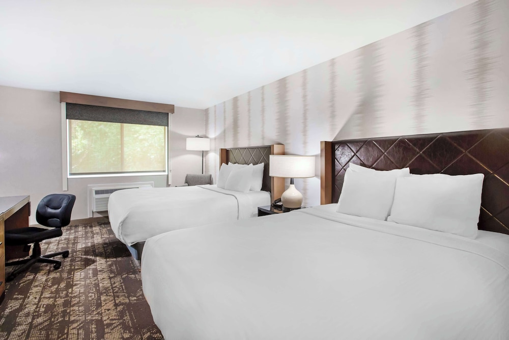 best western holiday hills