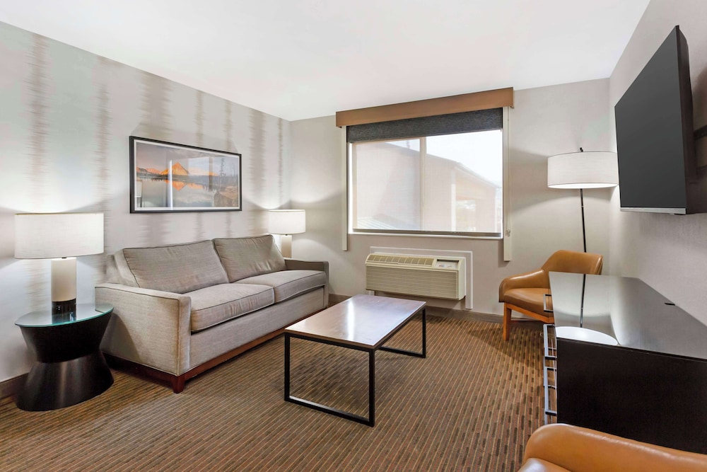 best western holiday hills