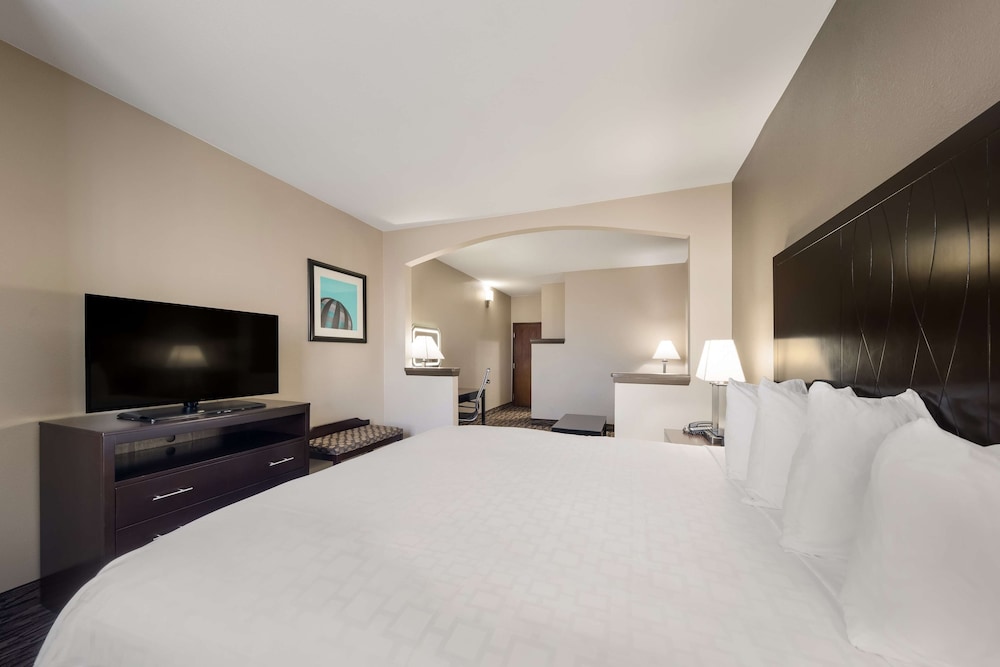 surestay plus hotel by best western plano