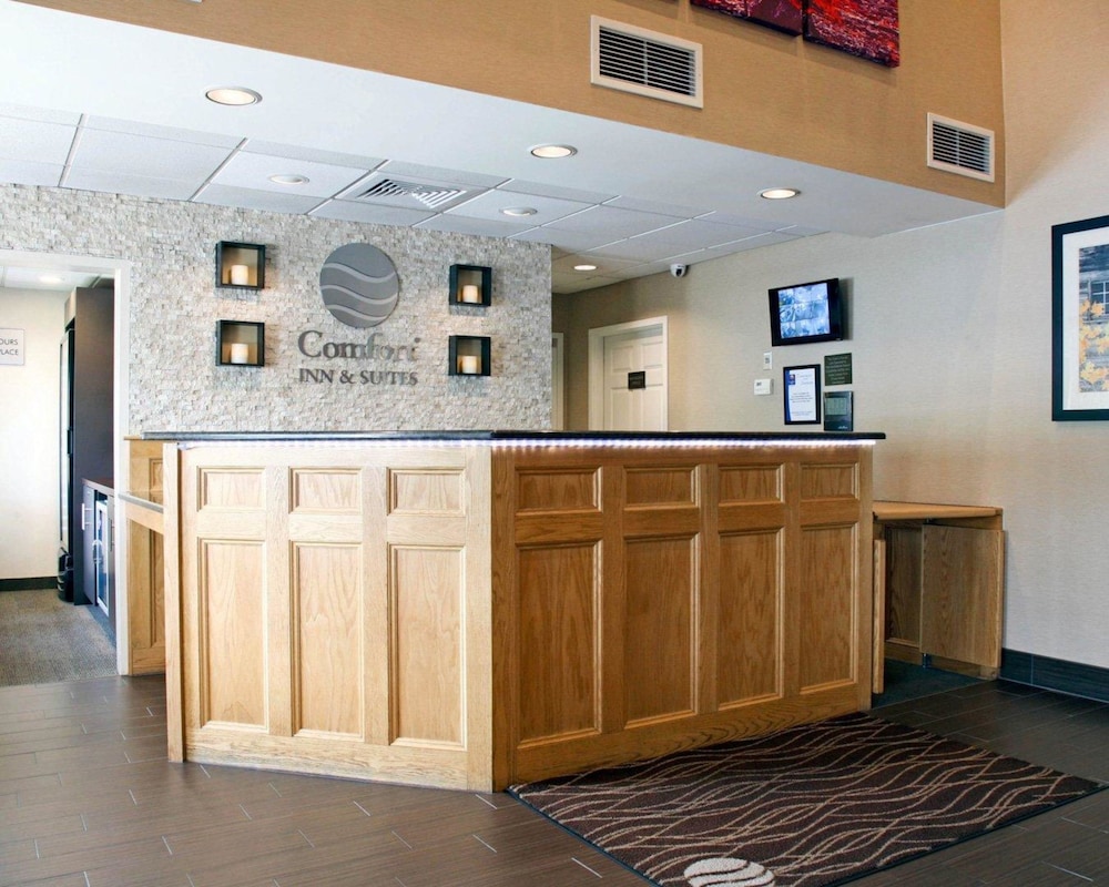 comfort inn and suites sturbridge brimfield