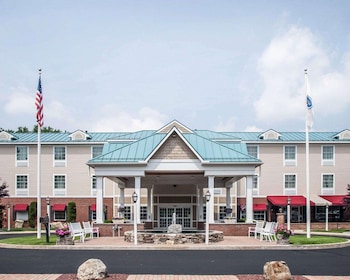 comfort inn and suites sturbridge brimfield