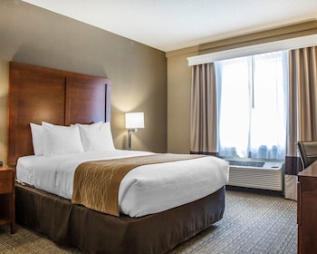 comfort inn and suites sturbridge brimfield