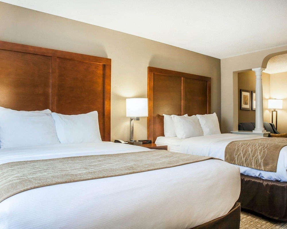 comfort inn and suites sturbridge brimfield