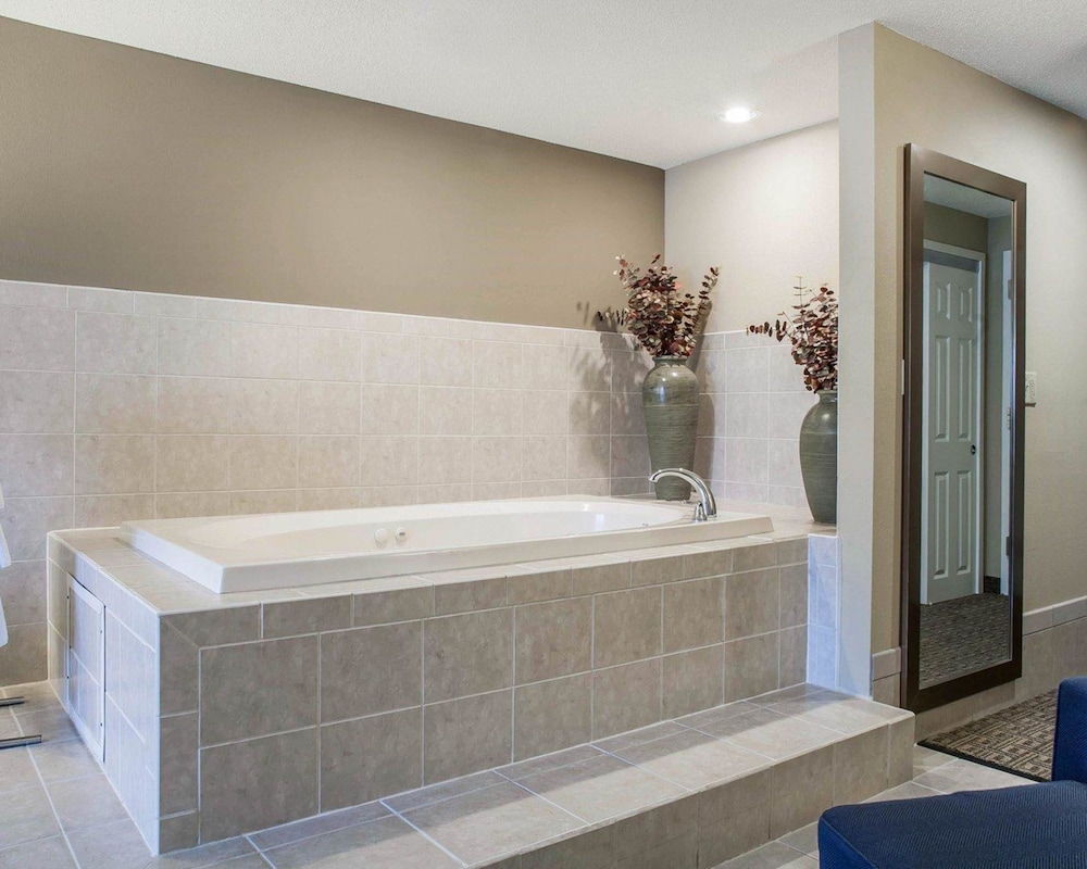 comfort inn and suites sturbridge brimfield