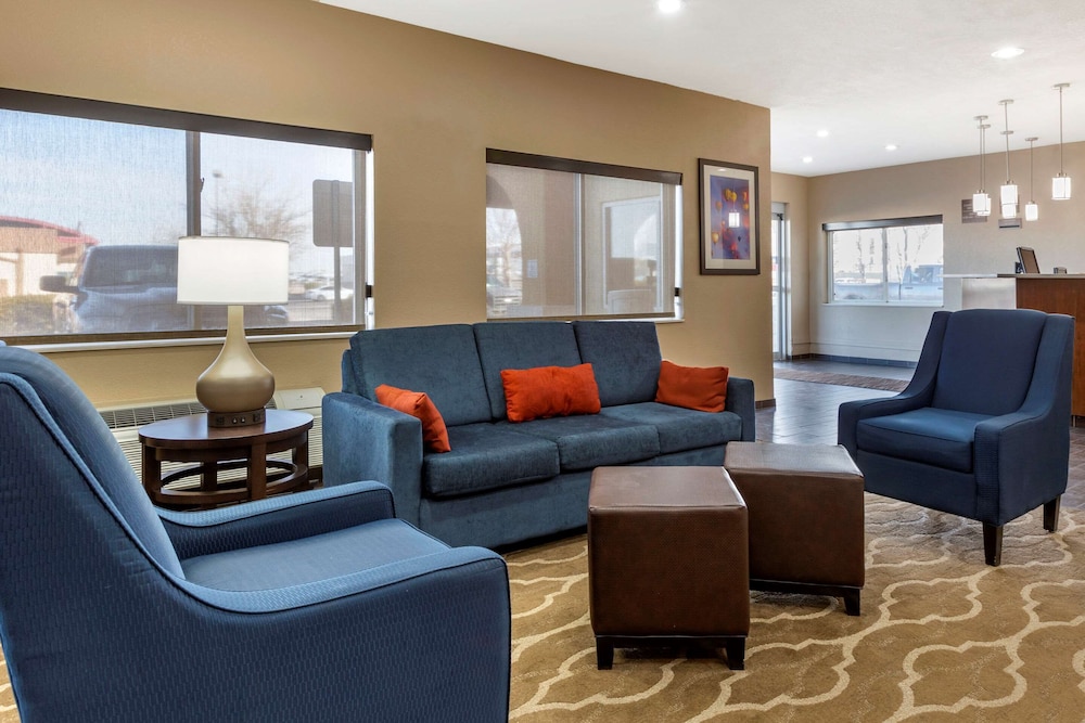 comfort inn and suites alameda at albuquerque balloon fiesta park