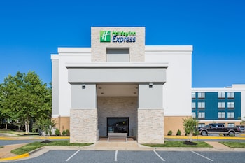 holiday inn express lorton