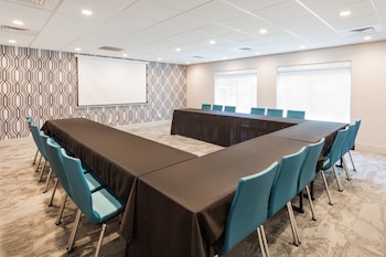 holiday inn express lorton