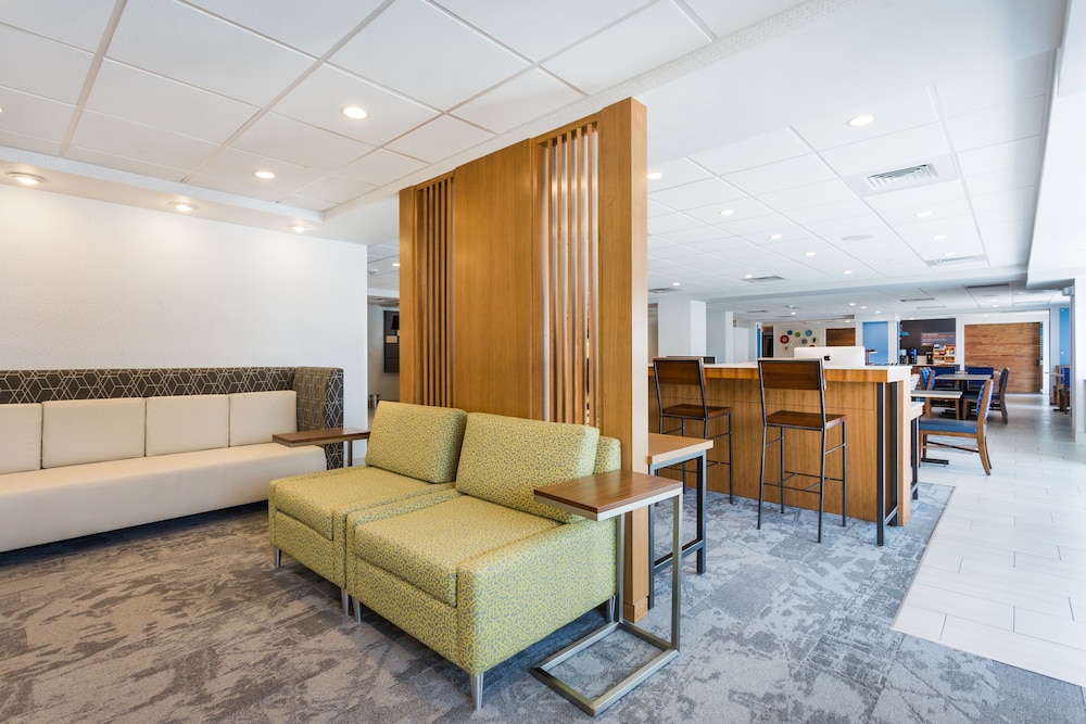 holiday inn express lorton