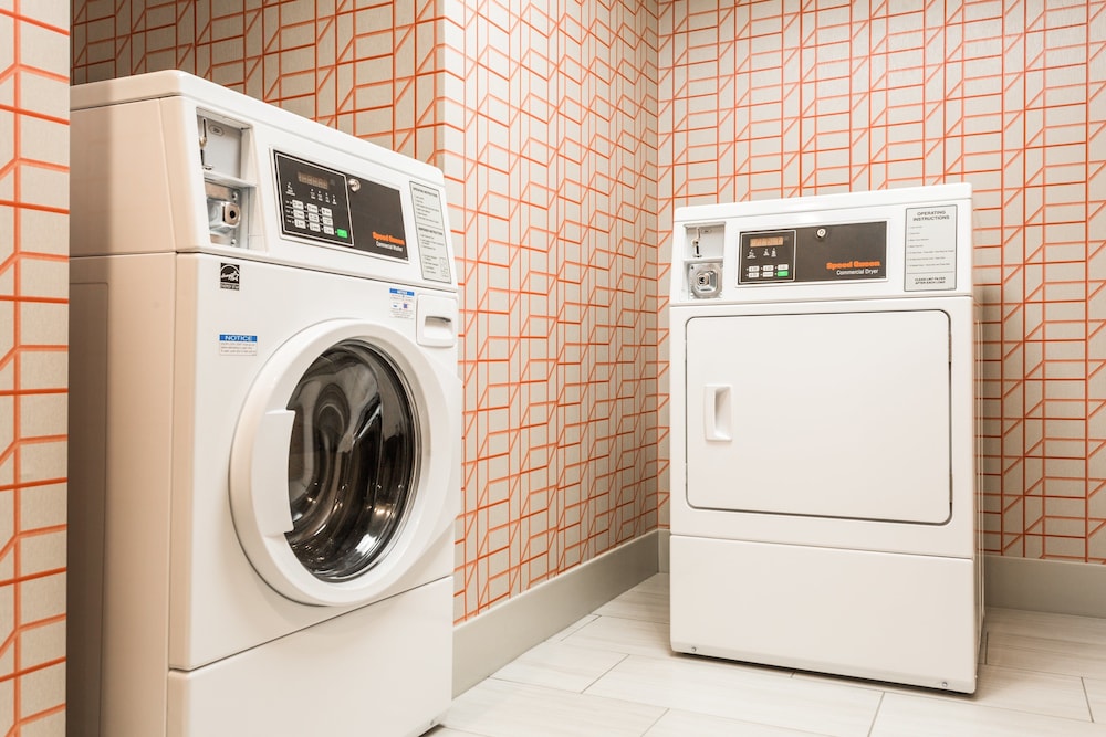 holiday inn express lorton