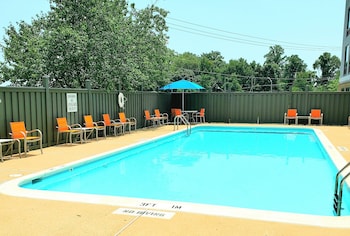 holiday inn express lorton