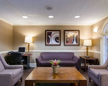 quality inn and suites little rock west