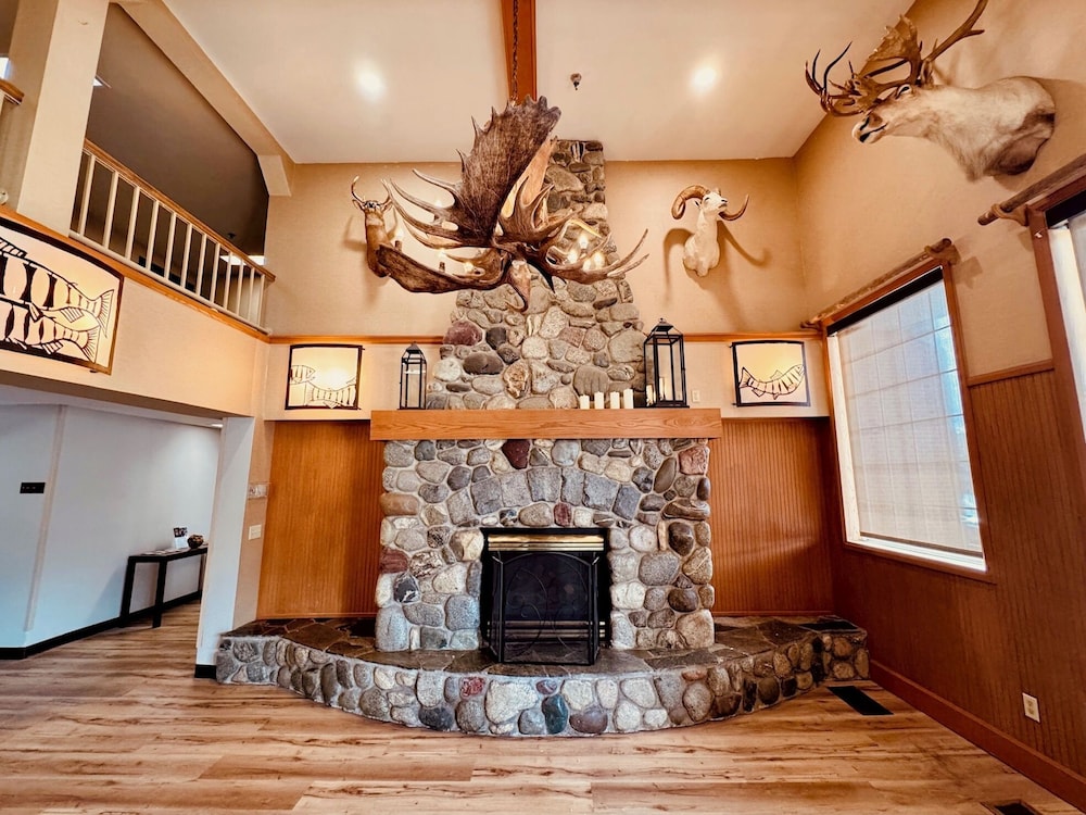 wingate by wyndham anchorage downtown ship creek