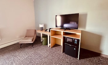 wingate by wyndham anchorage downtown ship creek