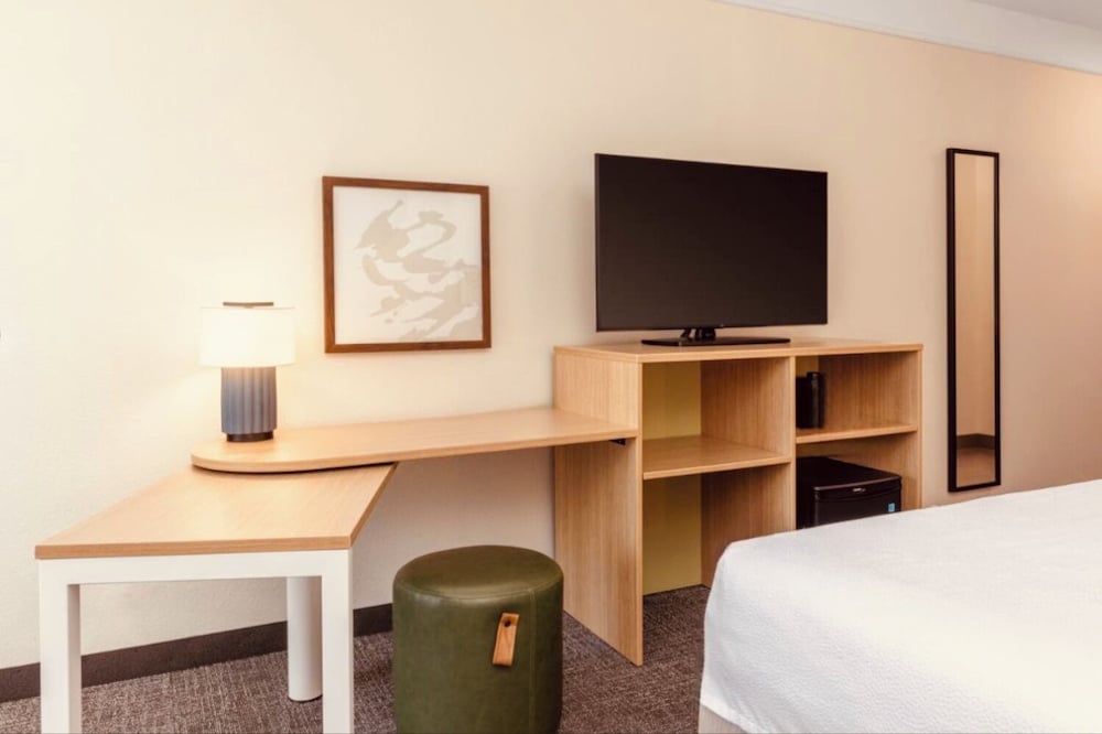 wingate by wyndham anchorage downtown ship creek