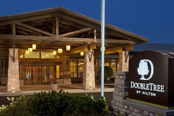 doubletree by hilton hotel libertyville mundelein