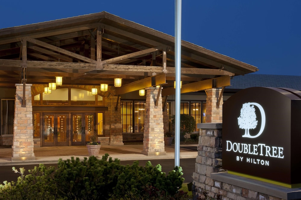 doubletree by hilton hotel libertyville mundelein