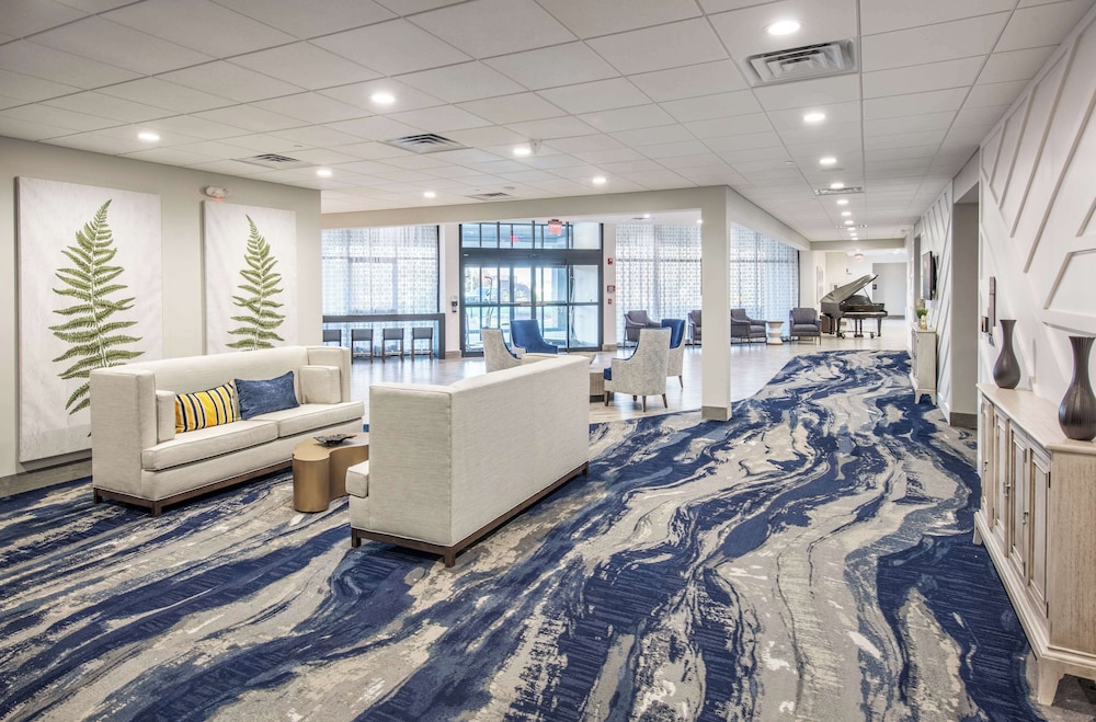 doubletree by hilton monroe township cranbury