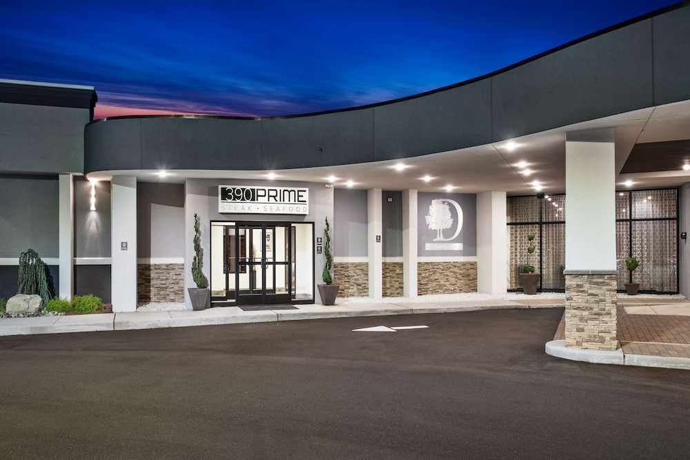 doubletree by hilton monroe township cranbury