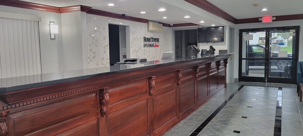 hometowne studios by red roof egg harbor atlantic city airport