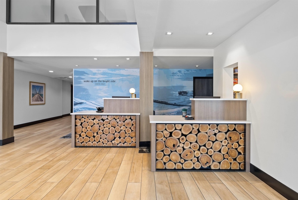 la quinta inn and suites by wyndham santa cruz