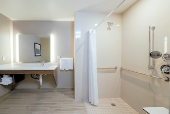 la quinta inn and suites by wyndham santa cruz