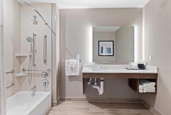 la quinta inn and suites by wyndham santa cruz