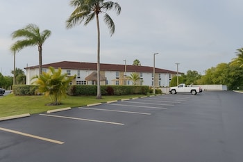 baymont by wyndham florida city