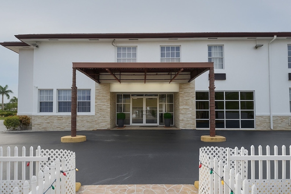baymont by wyndham florida city